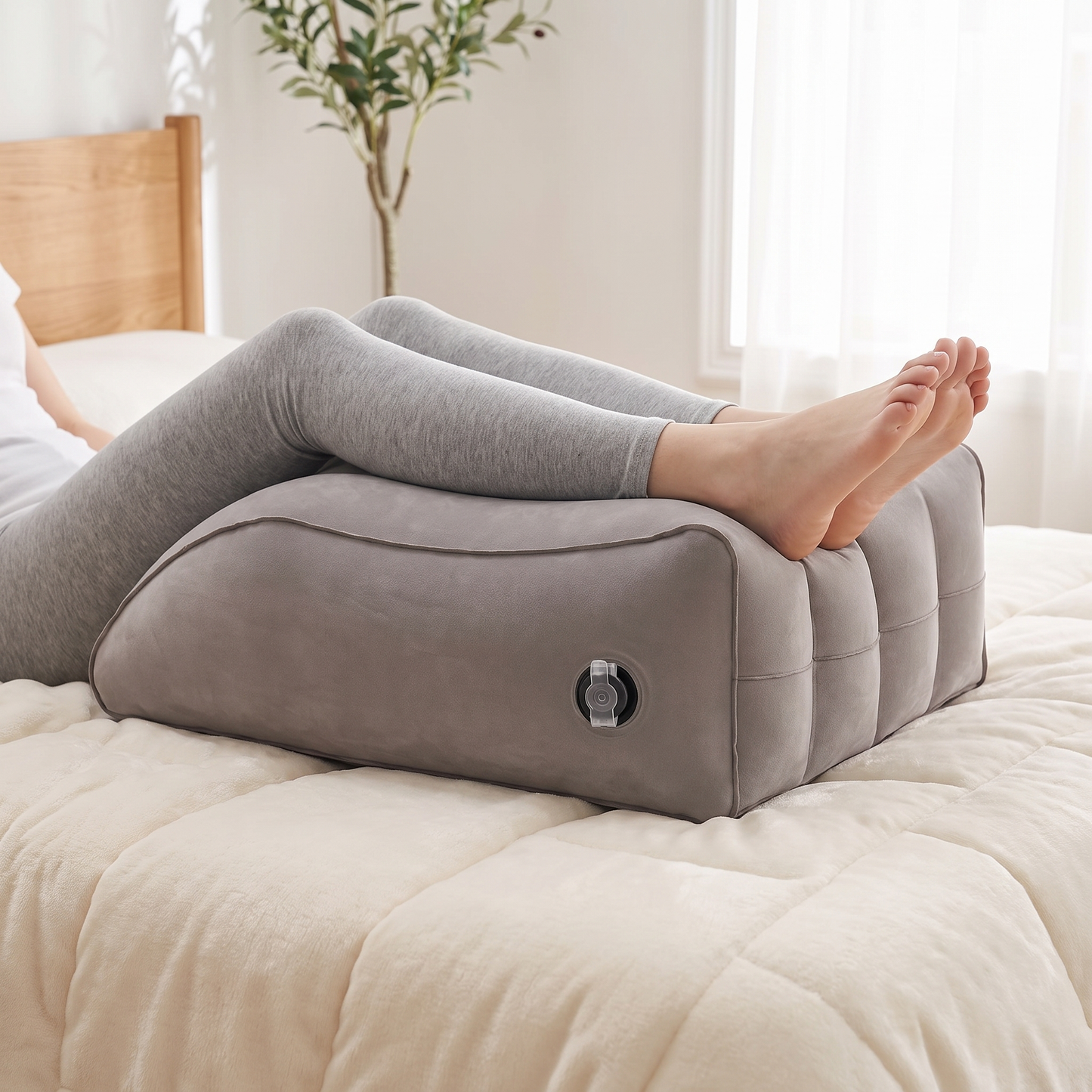 Inflatable Leg Wedge - Less Swelling, Better Rest